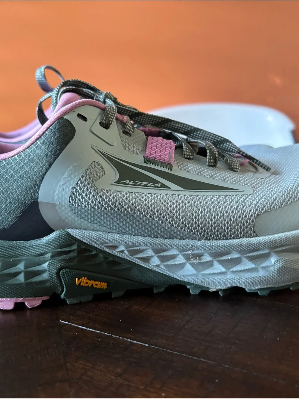 7.5 Women’s Altra Athletic Shoes- Light Green with Labender Accents